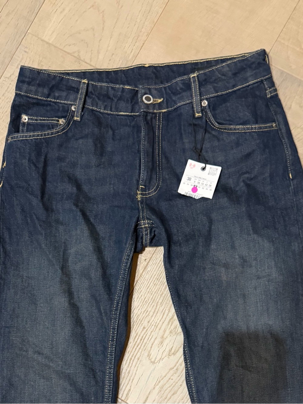 Zara NWT woman Dark Blue Jeans size 6